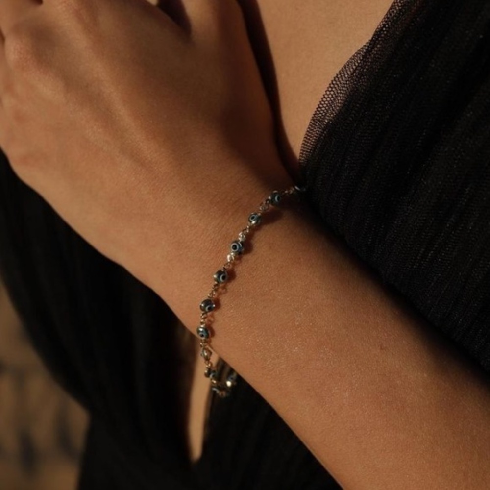 14k Yellow Gold Blue Evil Eye Bracelet 7 inches